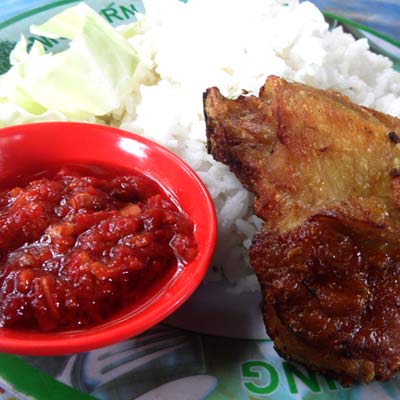 Nasi Ayam Goreng Paha Atas Warung Makan Sekar Gambar 4