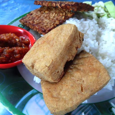 Nasi Tempe Tahu Warung Makan Sekar Gambar 3