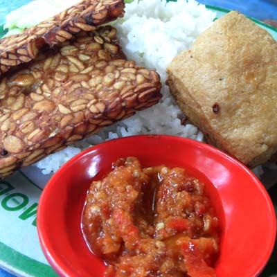 Nasi Tempe Tahu Warung Makan Sekar Gambar 4