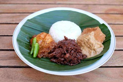 Nasi Gudeg Krecek Tahu Gudeg Sagan Gambar 1