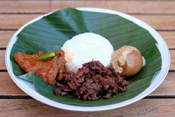 Nasi Gudeg Krecek Telor Bebek Gudeg Sagan Gambar 1