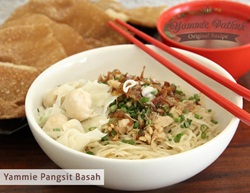 Yammie Pangsit Basah Jumbo Bakso Yammie Pathuk Gambar 1