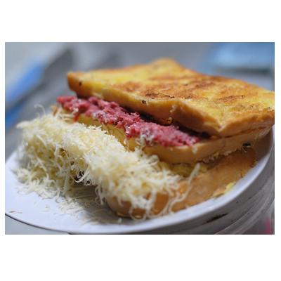 Roti Bakar Spesial Corteju Corned Telur Keju Beverly Hills Varian Roti Tawar Gambar 1